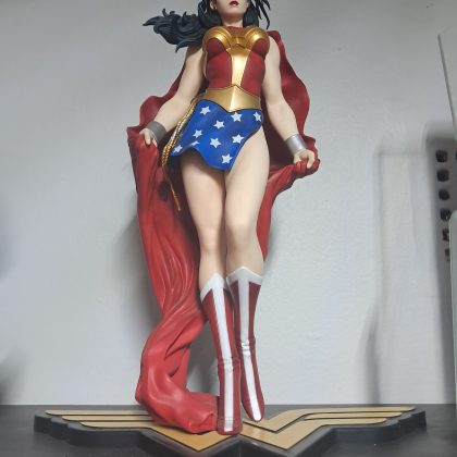 Wonder Woman ArtFxJ Kotobukiya